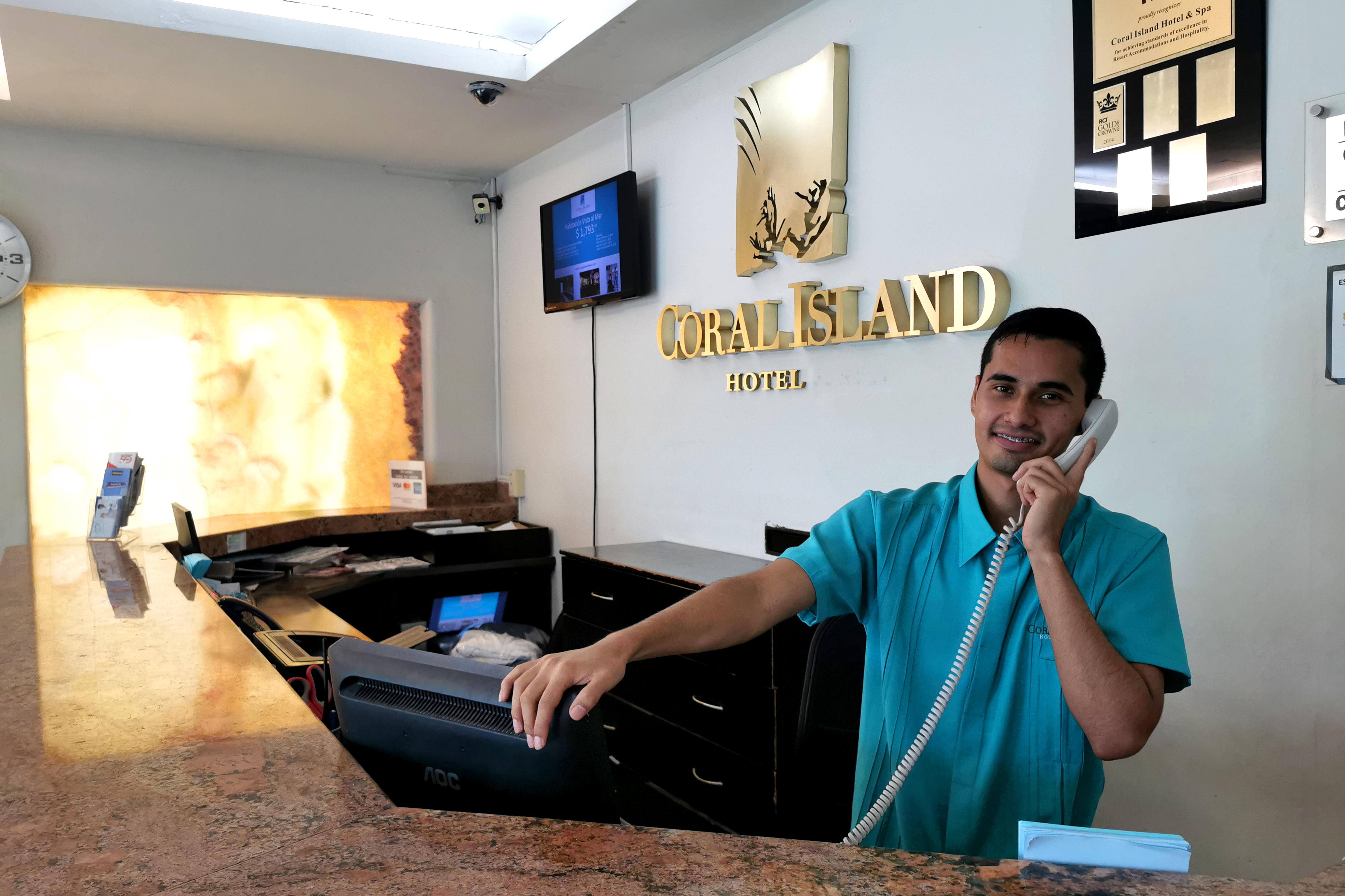 מזטלן Coral Island Beach View Hotel מראה חיצוני תמונה