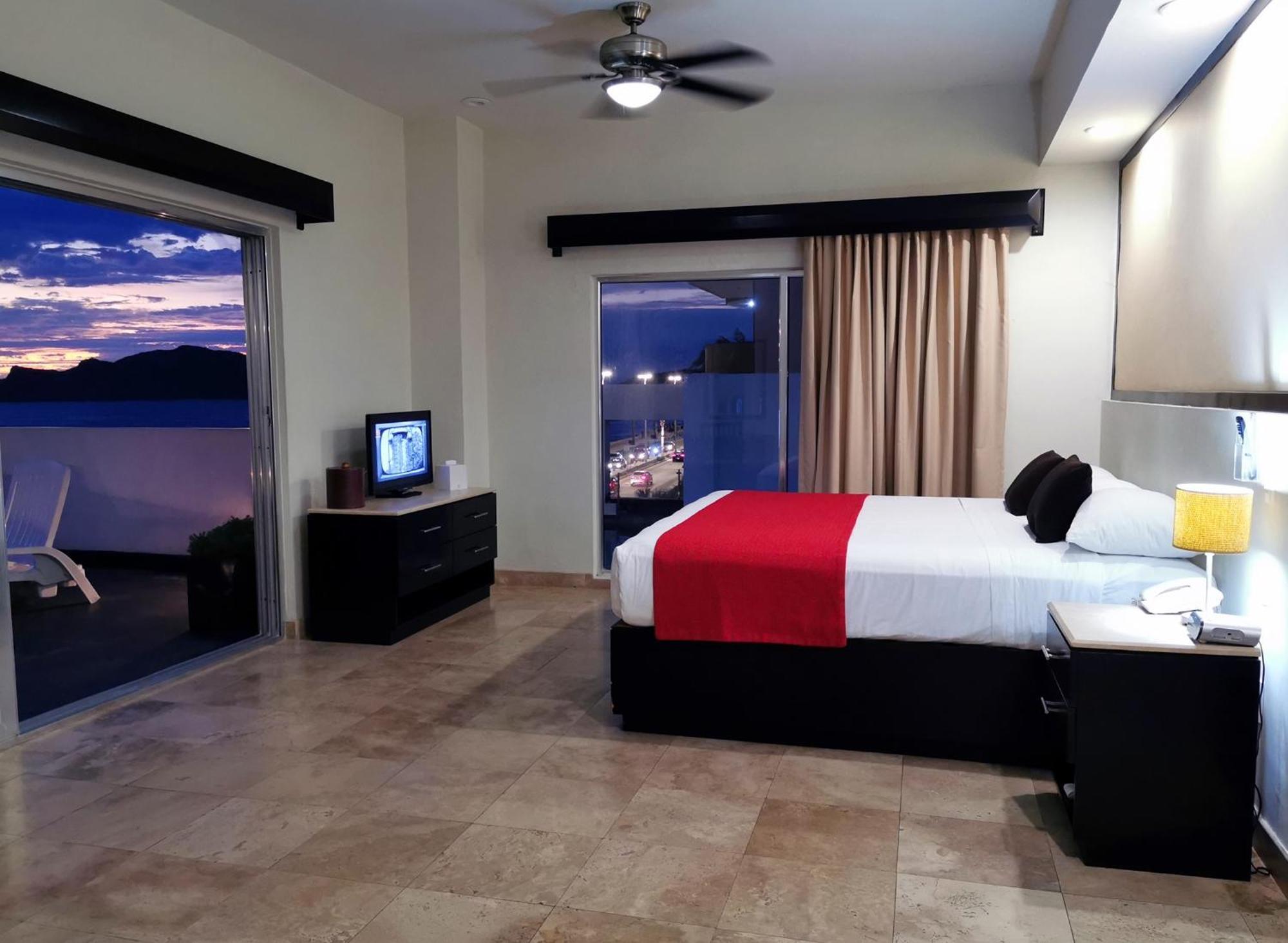 מזטלן Coral Island Beach View Hotel מראה חיצוני תמונה