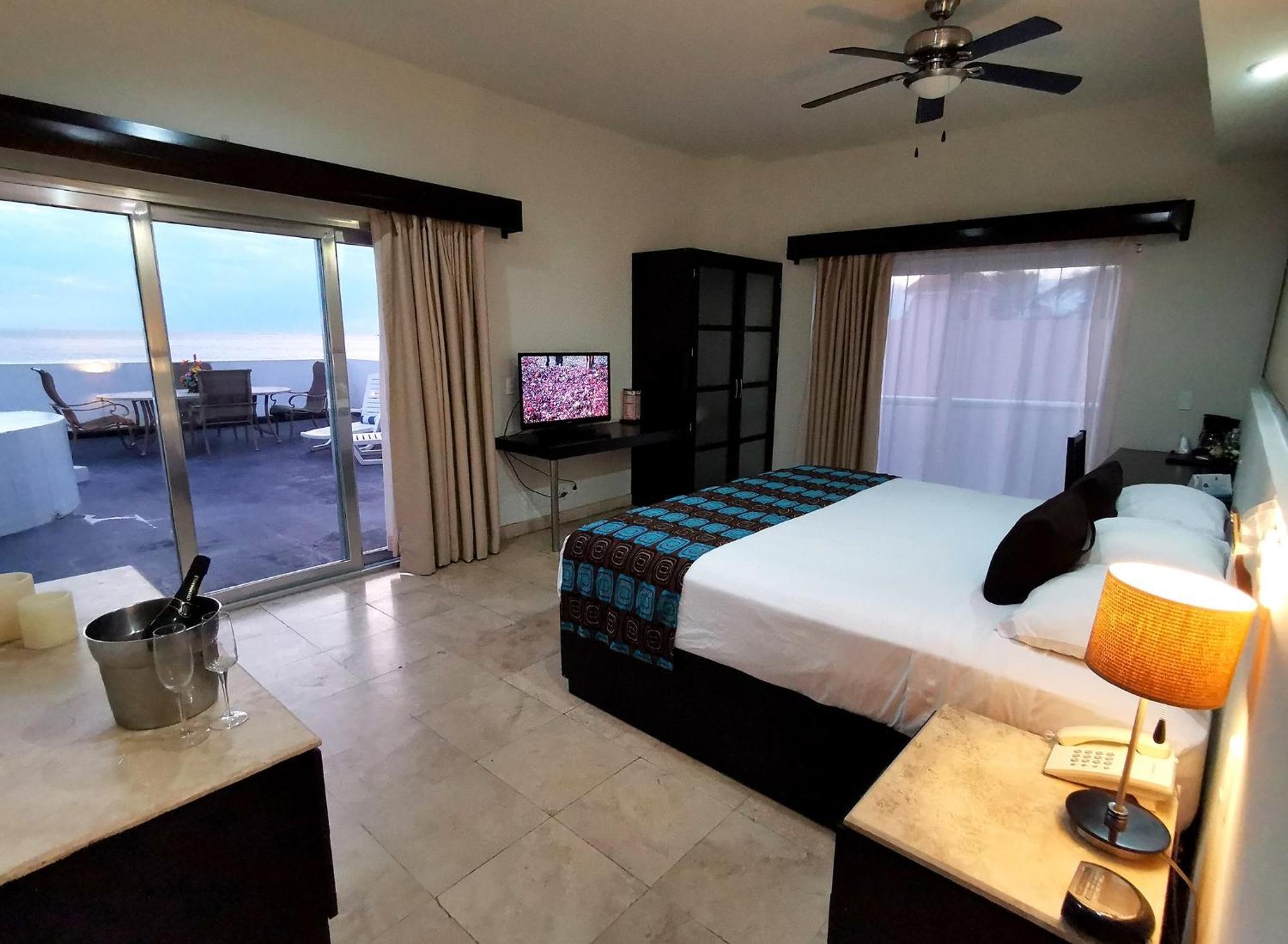 מזטלן Coral Island Beach View Hotel מראה חיצוני תמונה