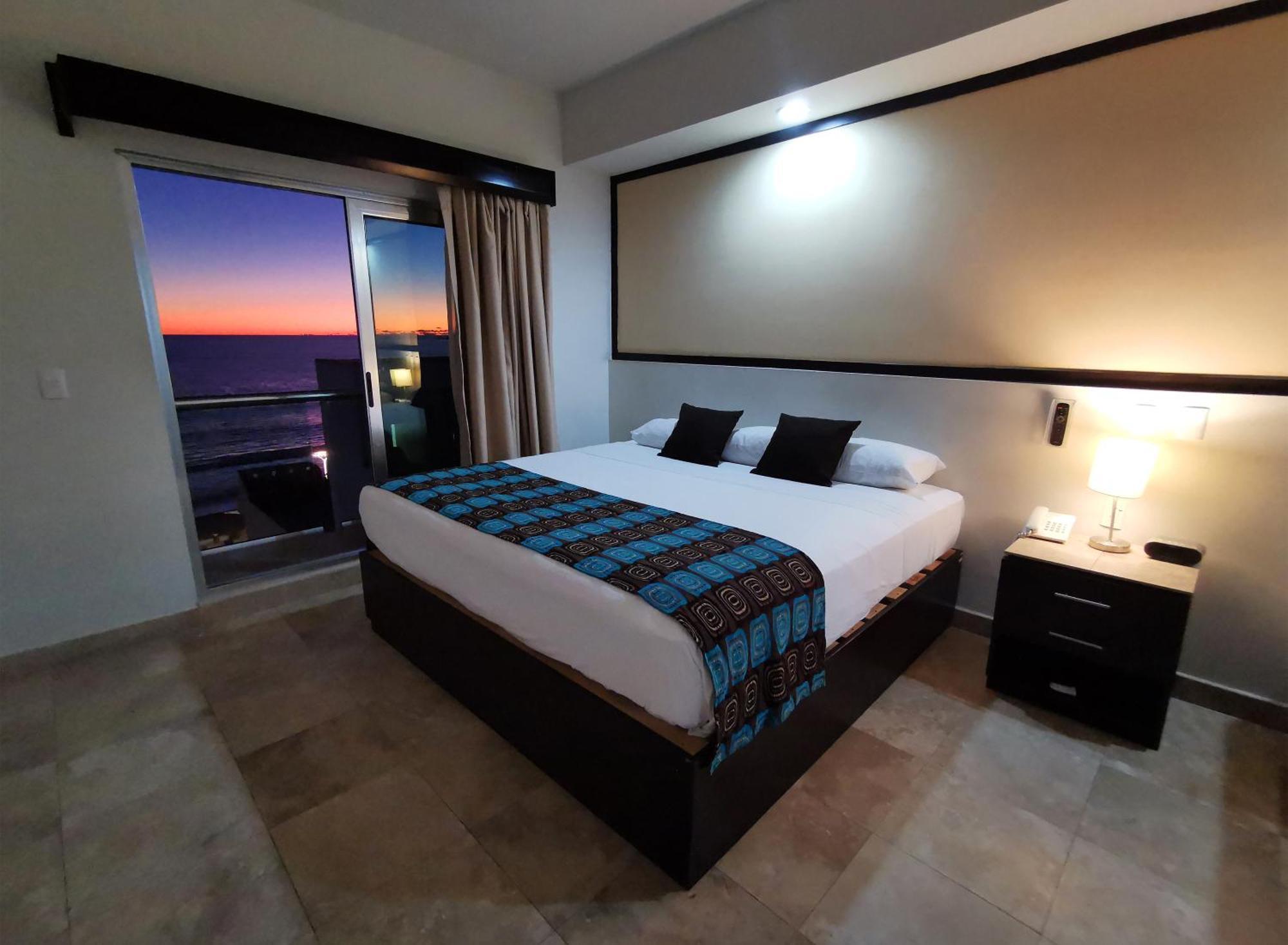 מזטלן Coral Island Beach View Hotel מראה חיצוני תמונה